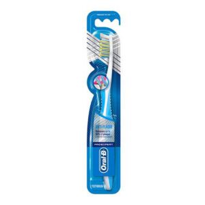 Oral-B Pro Expert Cross Action Superior Clean Toothbrush Medium 35