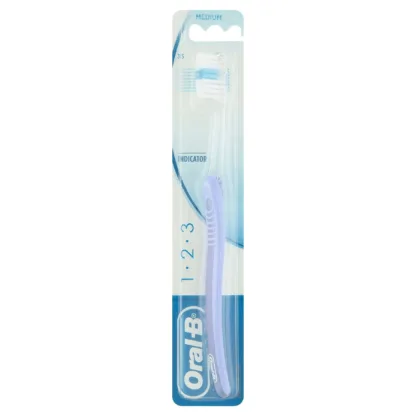 Oral-B 123 Indicator Toothbrush Medium 35