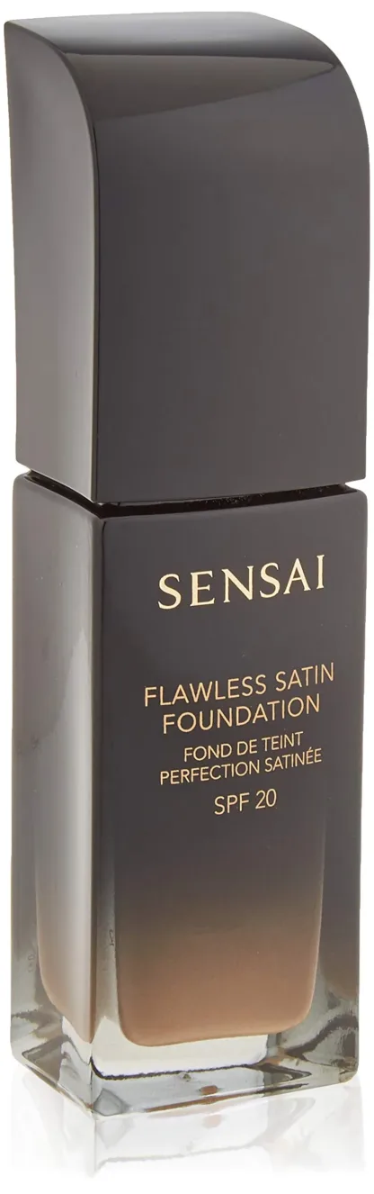 Kanebo Sensai Flawless Satin Foundation SPF20 30ml - 204.5 Warm Beige