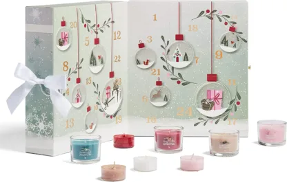 Yankee Candle 2022 Advent Calendar Book