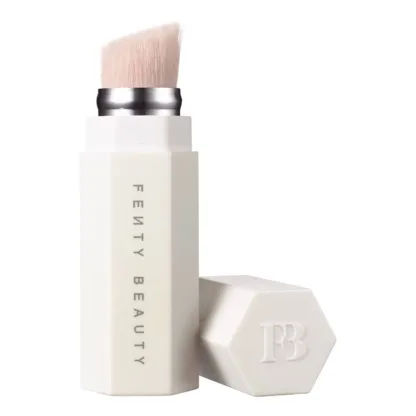 Fenty Beauty Portable Highlighter Brush 140